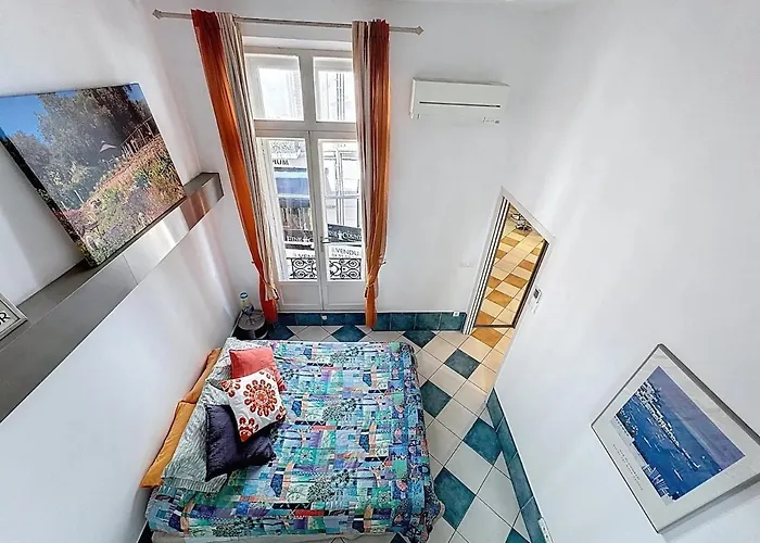 Cosy Short-term In