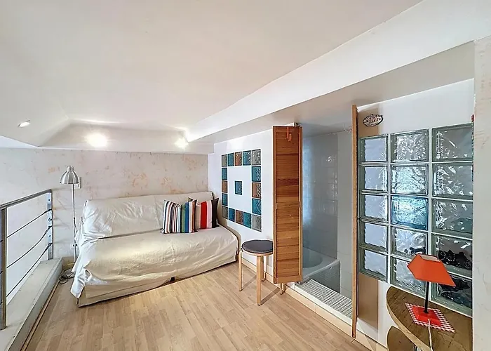 Cosy Short-term In
